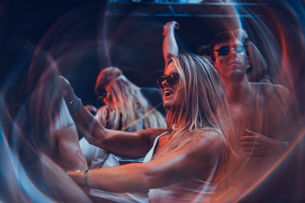 Loading... just a sec